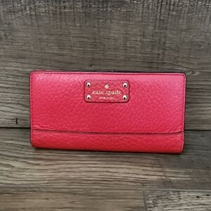 Kate Spade Bay Street Stacy Red Pebbled Leather Wallet